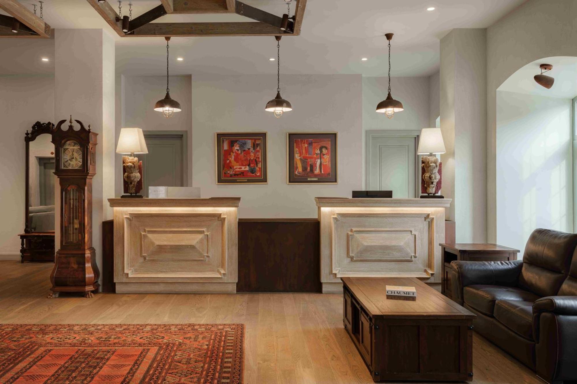 Grand Hotel Gyumri By Apricot Hotels Buitenkant foto