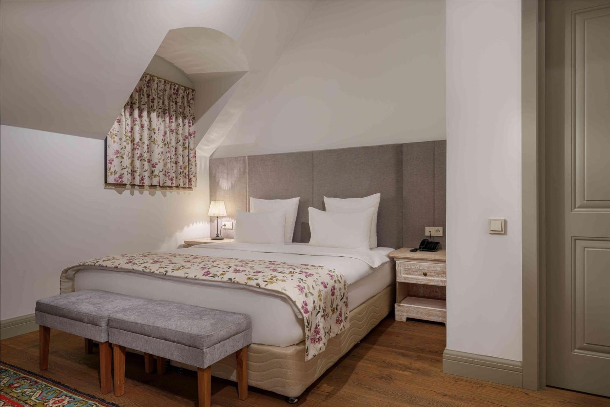 Grand Hotel Gyumri By Apricot Hotels Buitenkant foto