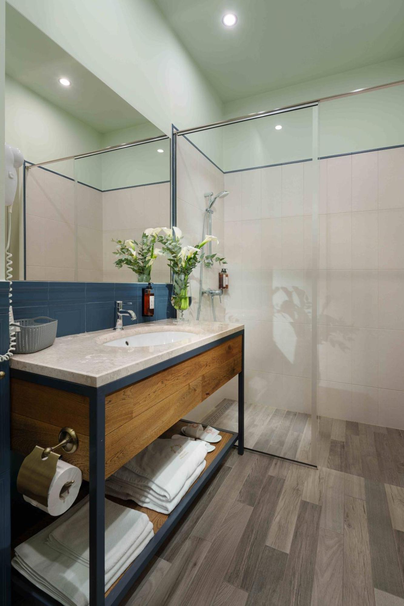 Grand Hotel Gyumri By Apricot Hotels Buitenkant foto